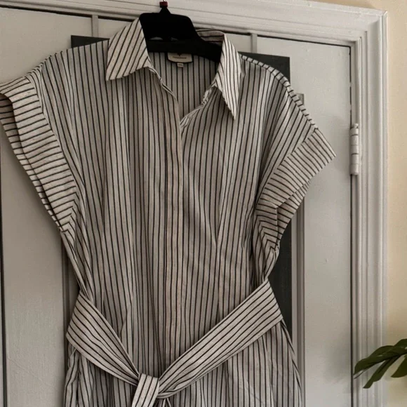 tuckernuck linen stripe callie dress Tuckernuck Linen Stripe Mini Callie Dress